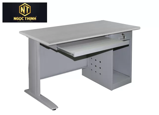 Bàn chân sắt TH có khay bàn phím